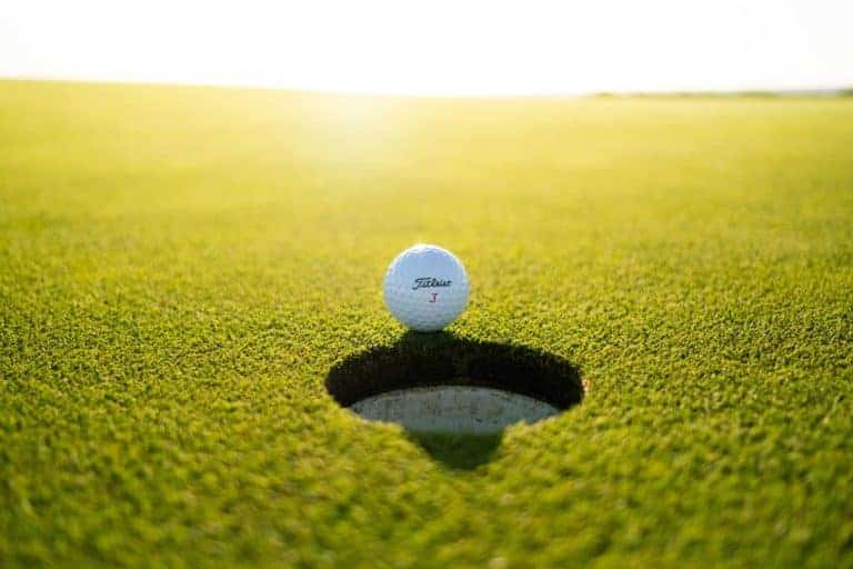 Find the Best Golf Ball for Beginners in 2023